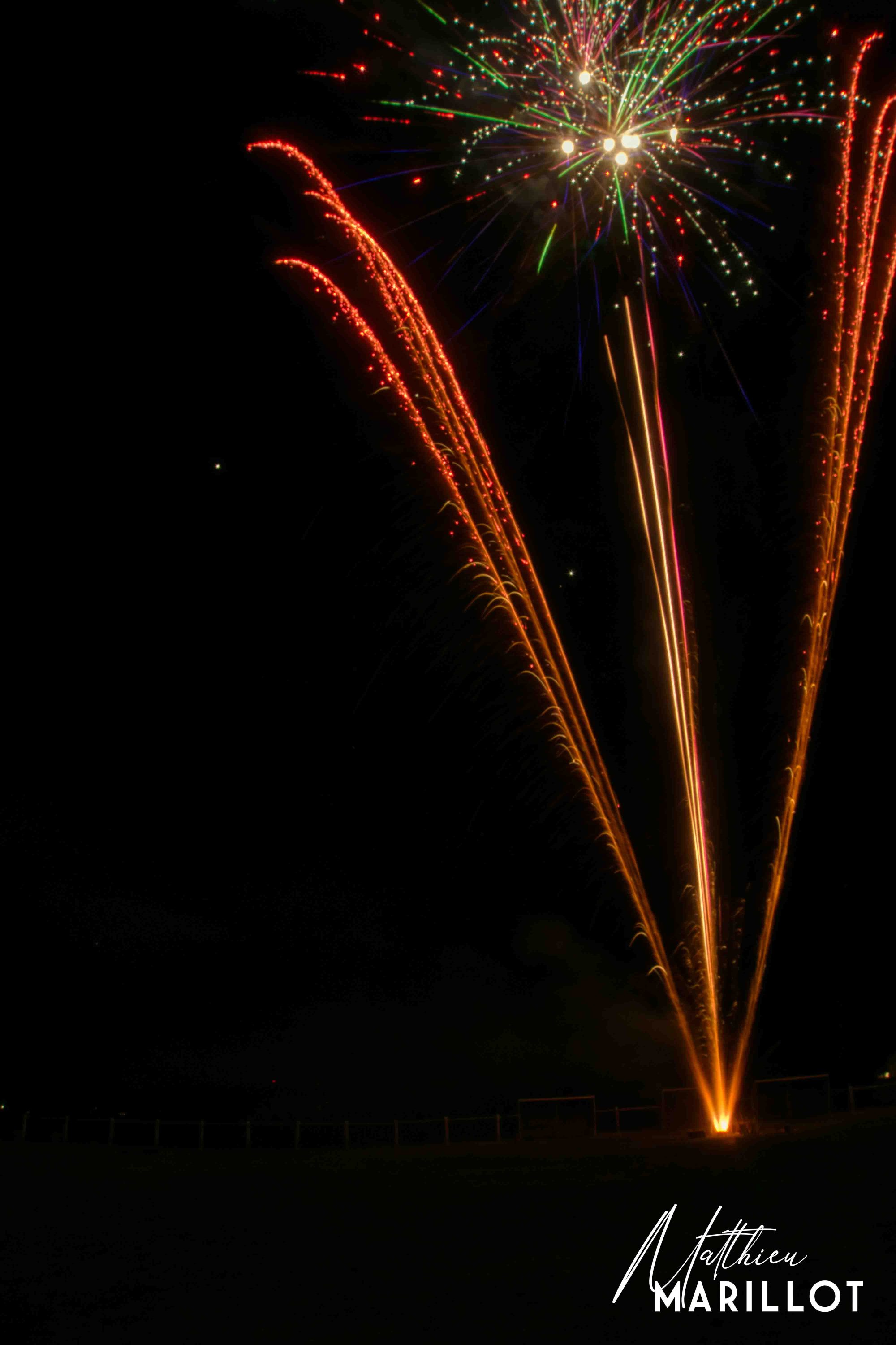 Feu d'Artifice - Champigny-sur-Yonne — photo 43